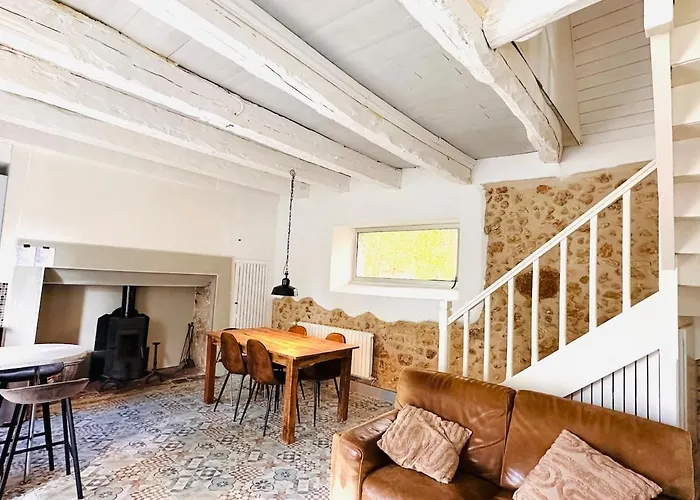 Les Deux Canards Perdus Rouffignac Saint-Cernin