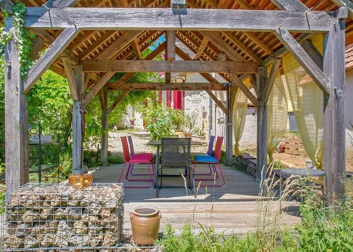 بيت للعطل Les Deux Canards Perdus Rouffignac Saint-Cernin